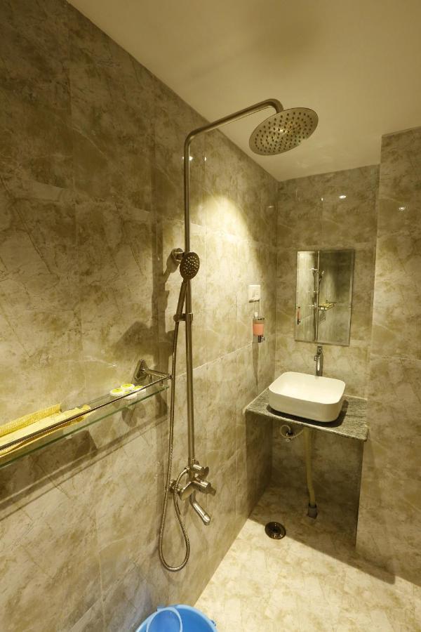 Nitheesh Residency Hotel Kanchipuram Exterior photo