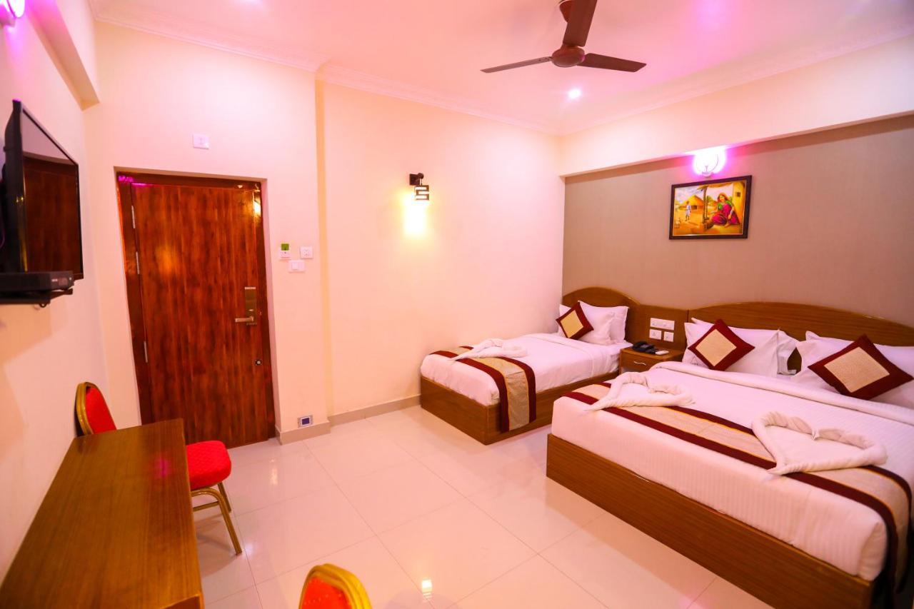 Nitheesh Residency Hotel Kanchipuram Exterior photo